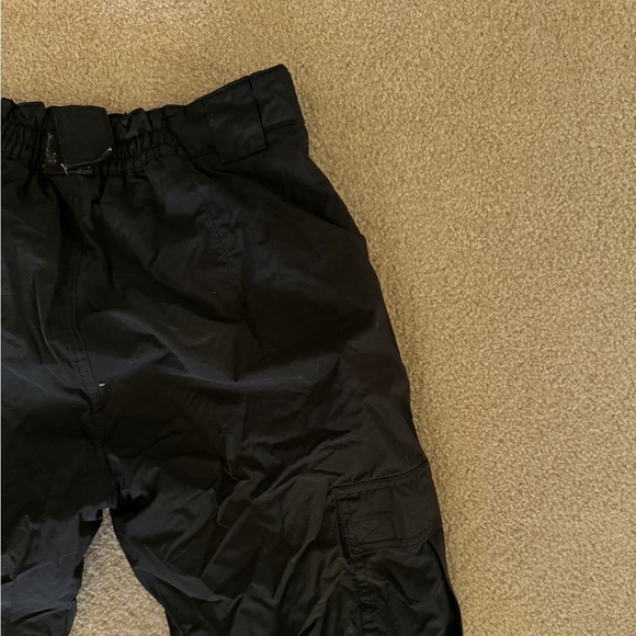 Snow Pants - Picture 3 of 5